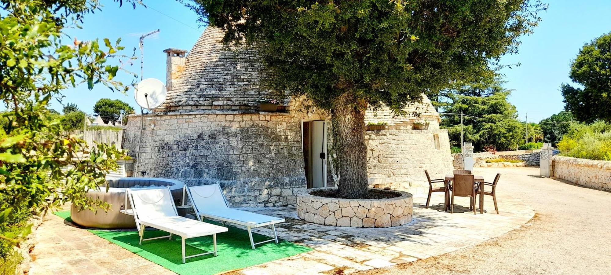 Trullo Roverella Locorotondo Exterior photo